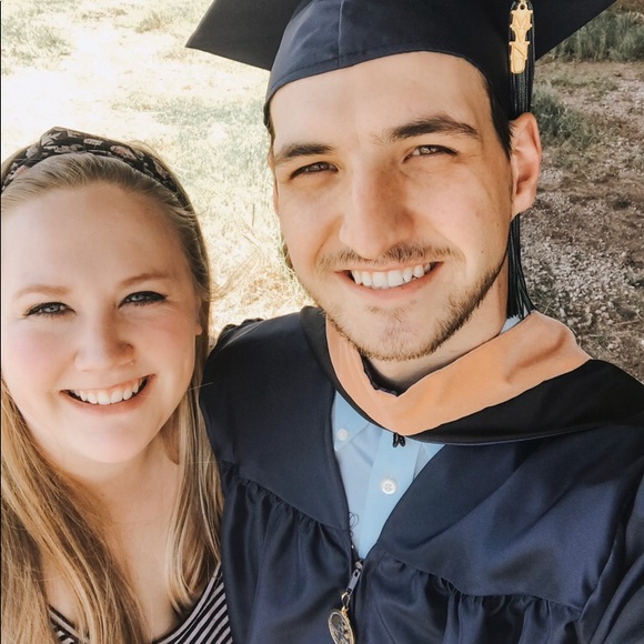 About Our Closet! 💛 - Picture 2 of 4